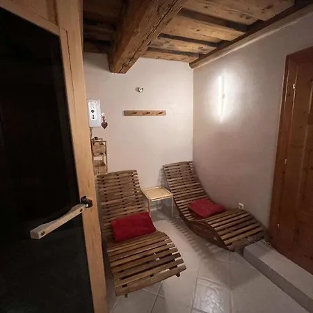 Old Gneser House 1564 Fresach